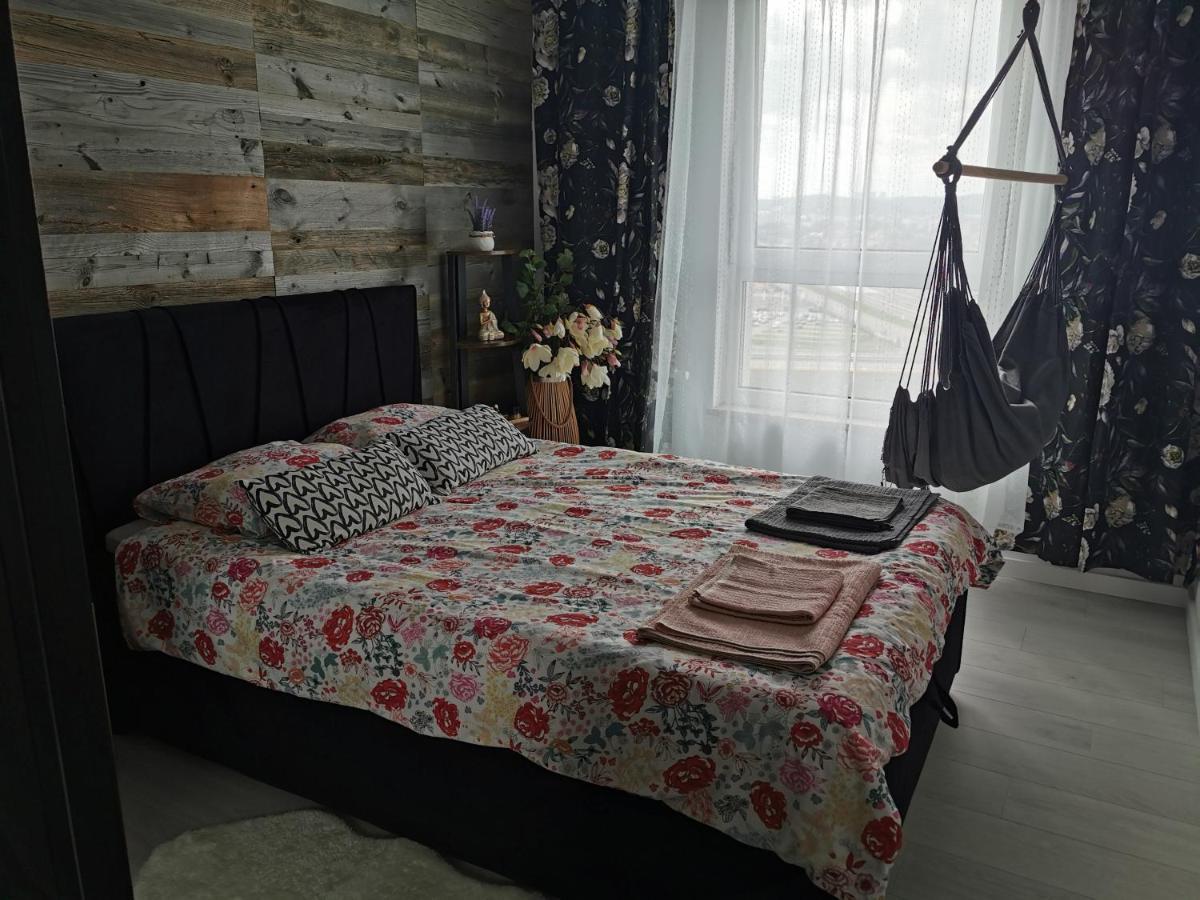Apartament Przy Bursztynowym Stadionie Gdansk Dış mekan fotoğraf