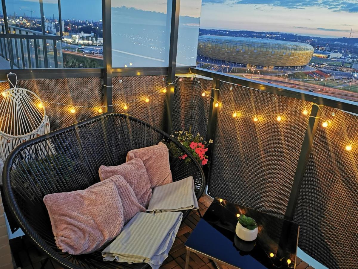 Apartament Przy Bursztynowym Stadionie Gdansk Dış mekan fotoğraf